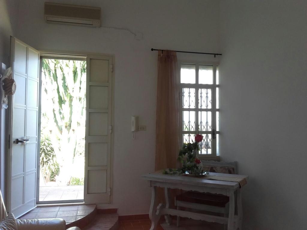 Sweet Home & Apartments Fontane Bianche Exterior photo