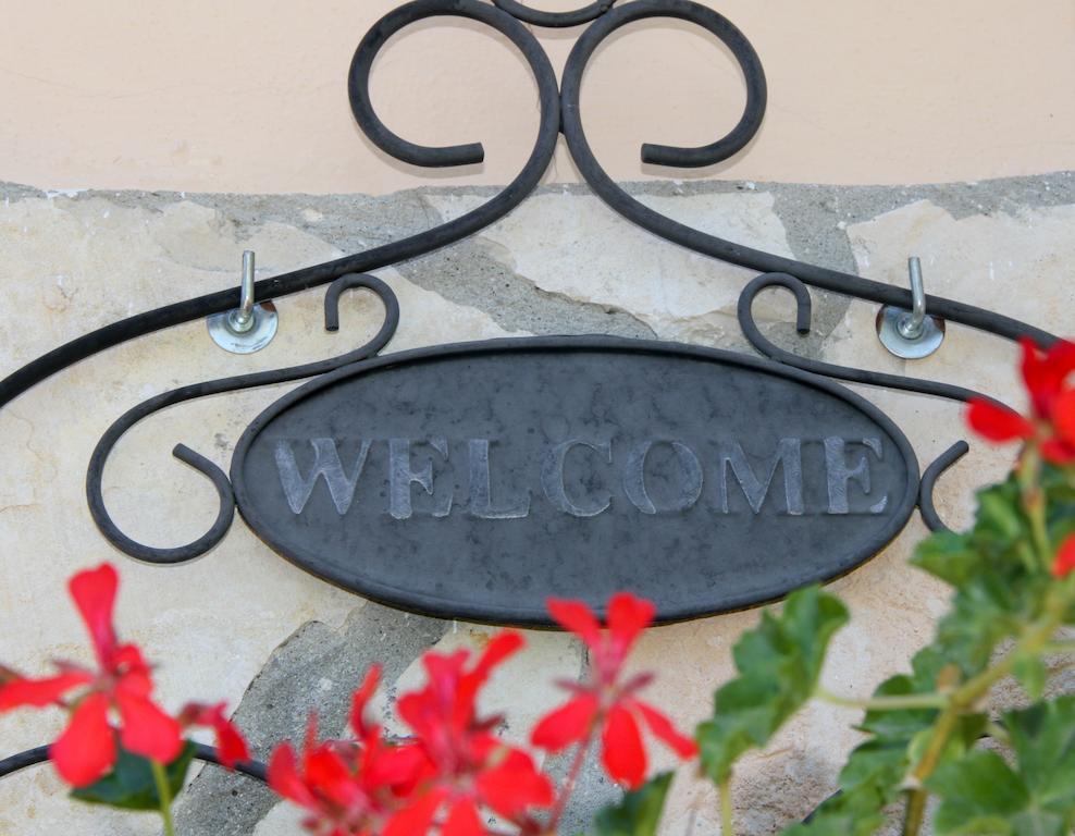 Sweet Home & Apartments Fontane Bianche Exterior photo